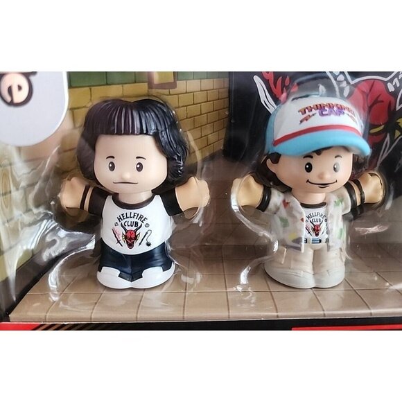 Fisher-Price Little People Collector Stranger Things Set- Hellfire Club - Picture 3 of 11